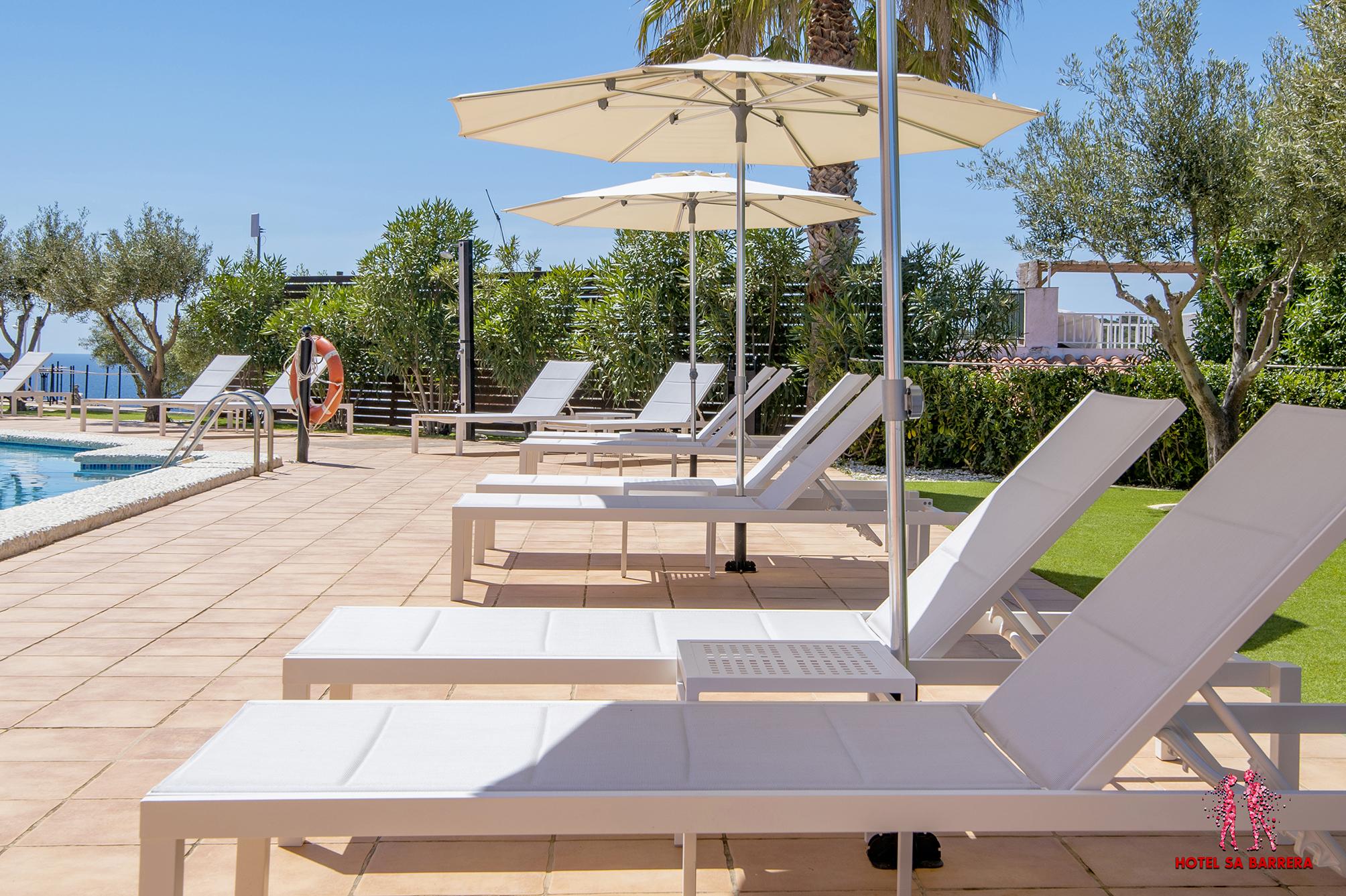 ซา บาร์เรรา - สำหรับผู้ใหญ่เท่านั้น Hotel Cala En Porter  ภายนอก รูปภาพ