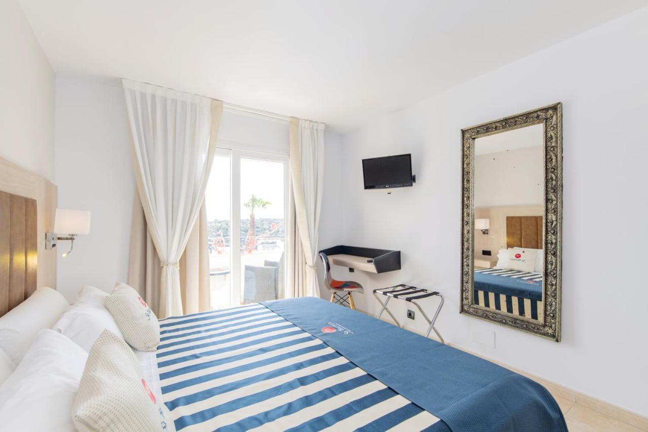 ซา บาร์เรรา - สำหรับผู้ใหญ่เท่านั้น Hotel Cala En Porter  ภายนอก รูปภาพ