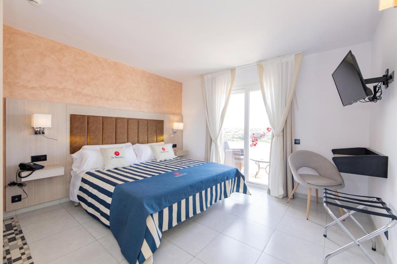 ซา บาร์เรรา - สำหรับผู้ใหญ่เท่านั้น Hotel Cala En Porter  ภายนอก รูปภาพ