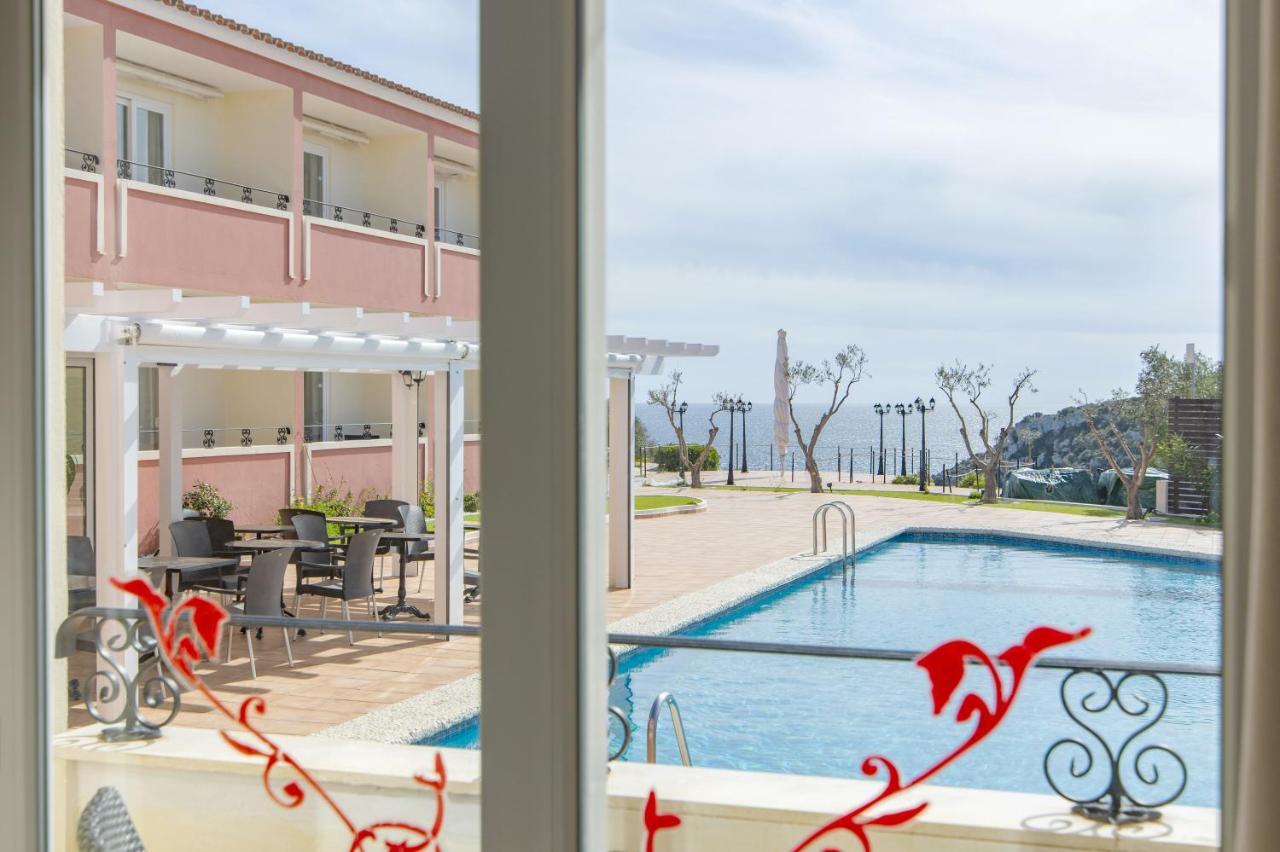 ซา บาร์เรรา - สำหรับผู้ใหญ่เท่านั้น Hotel Cala En Porter  ภายนอก รูปภาพ