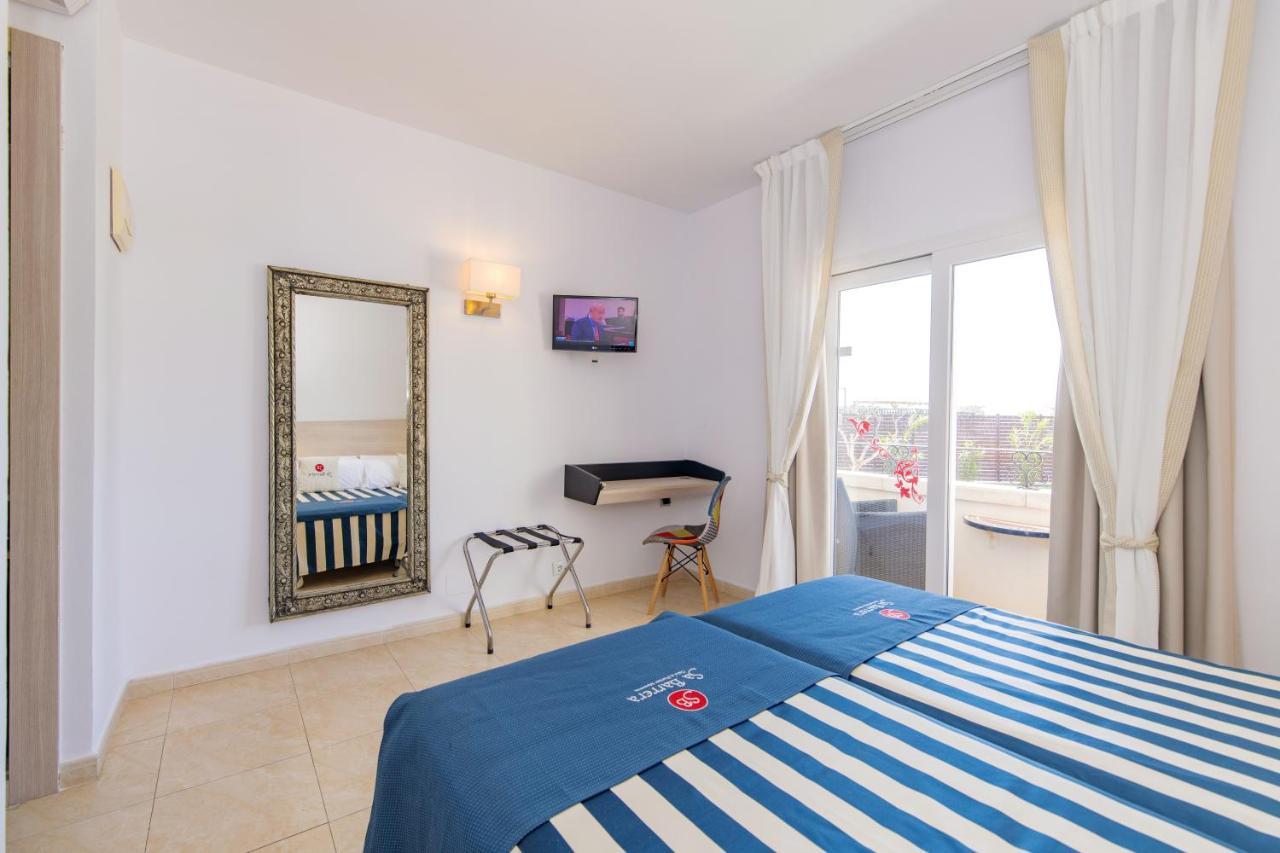 ซา บาร์เรรา - สำหรับผู้ใหญ่เท่านั้น Hotel Cala En Porter  ภายนอก รูปภาพ